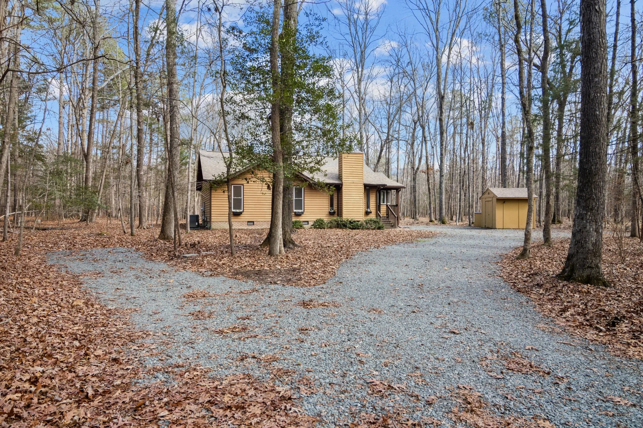 8814 Partridge Run Parking.jpg