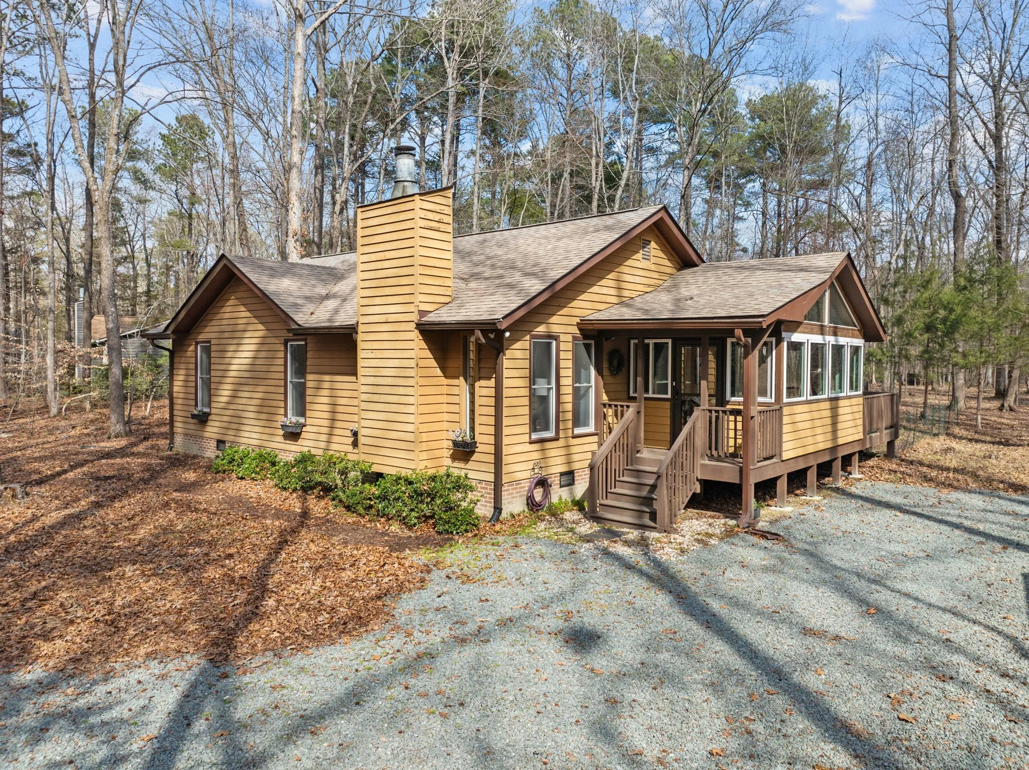 8814 Partridge Run Driveway.jpg