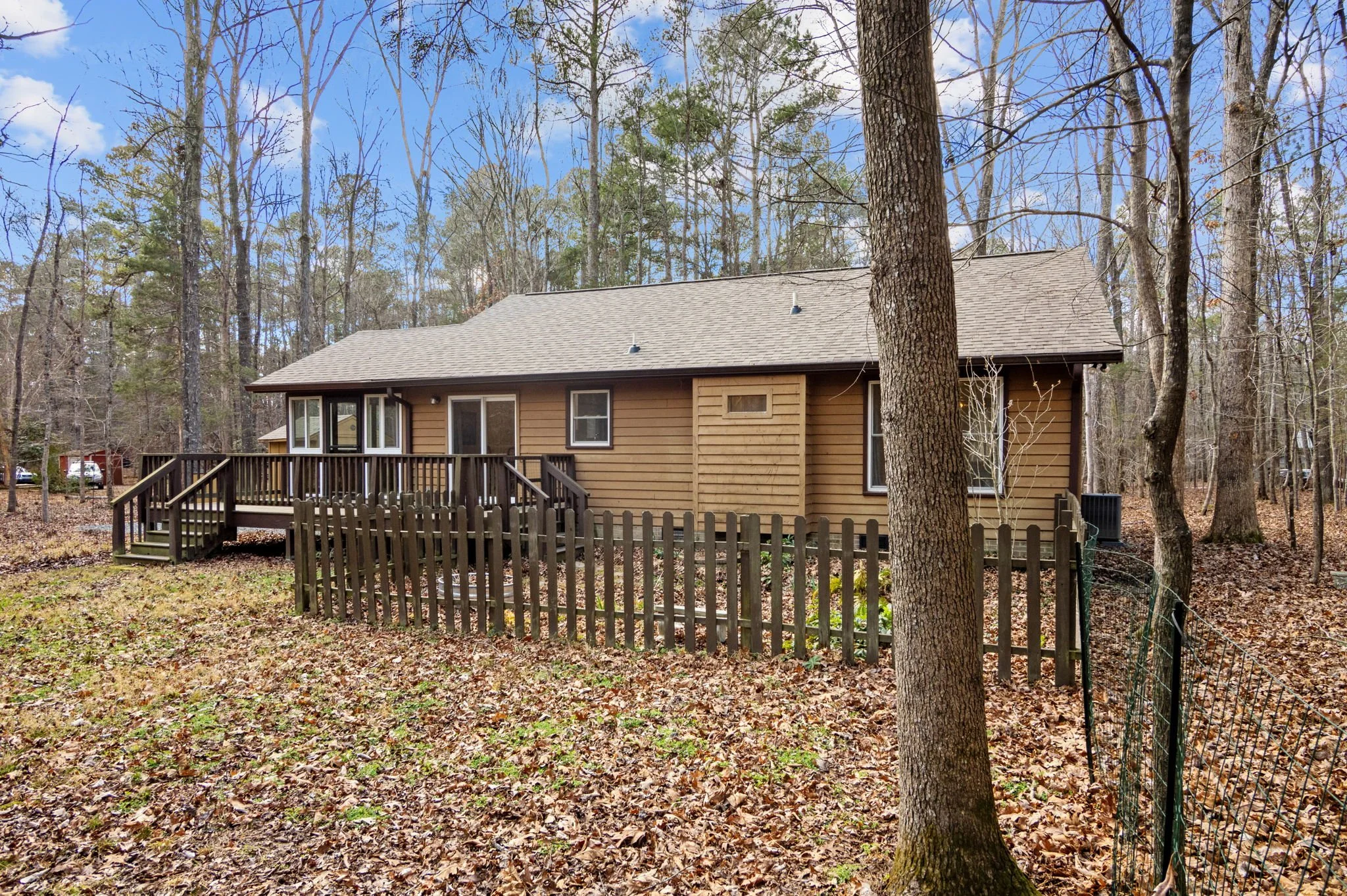 8814 Partridge Run Garden.jpg