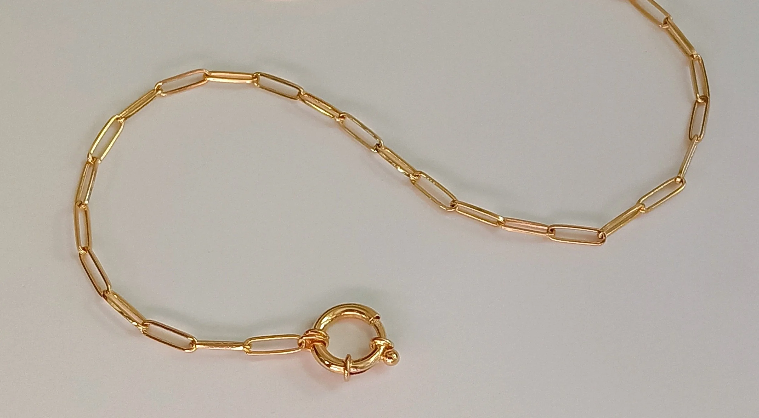 Gold Paper Clip Chain (2).jpg
