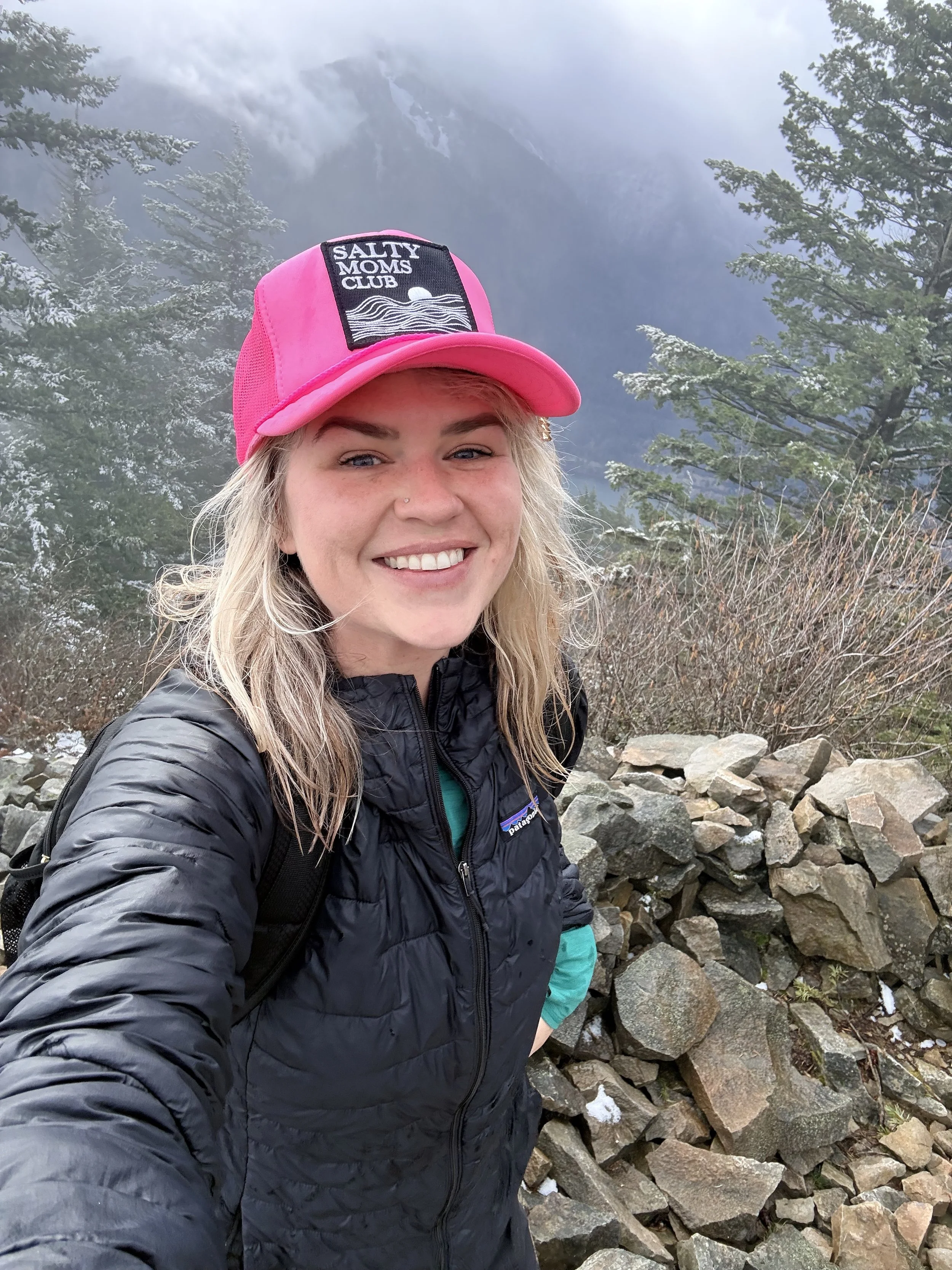 Skamania Lodge: Hiking Wind Mountain and Finding Community