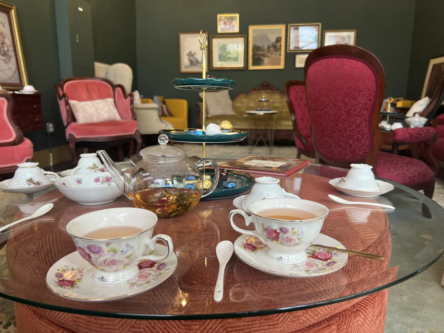 The Queen's Library Tea Room