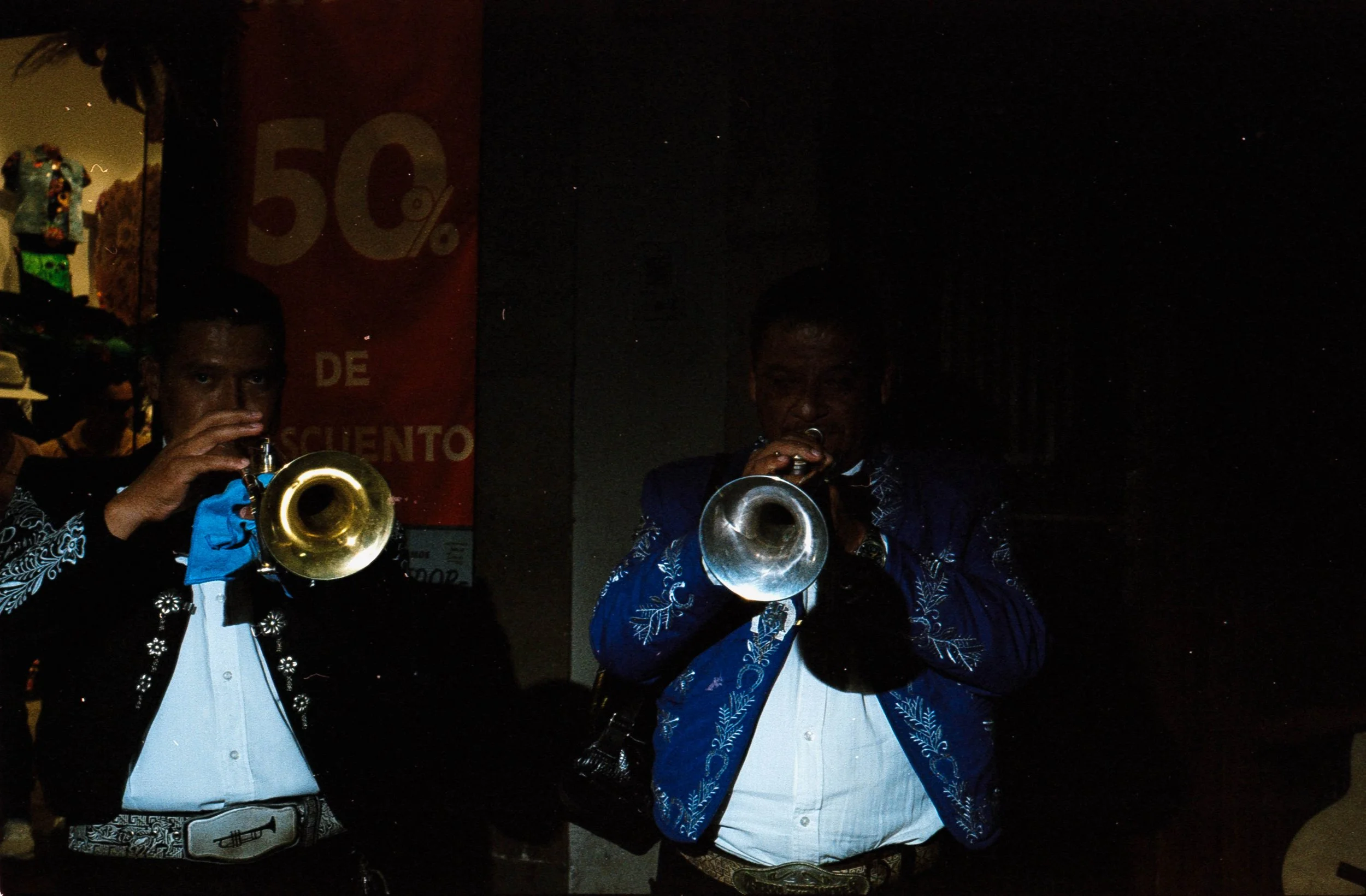 ultramax400_31-1.jpg
