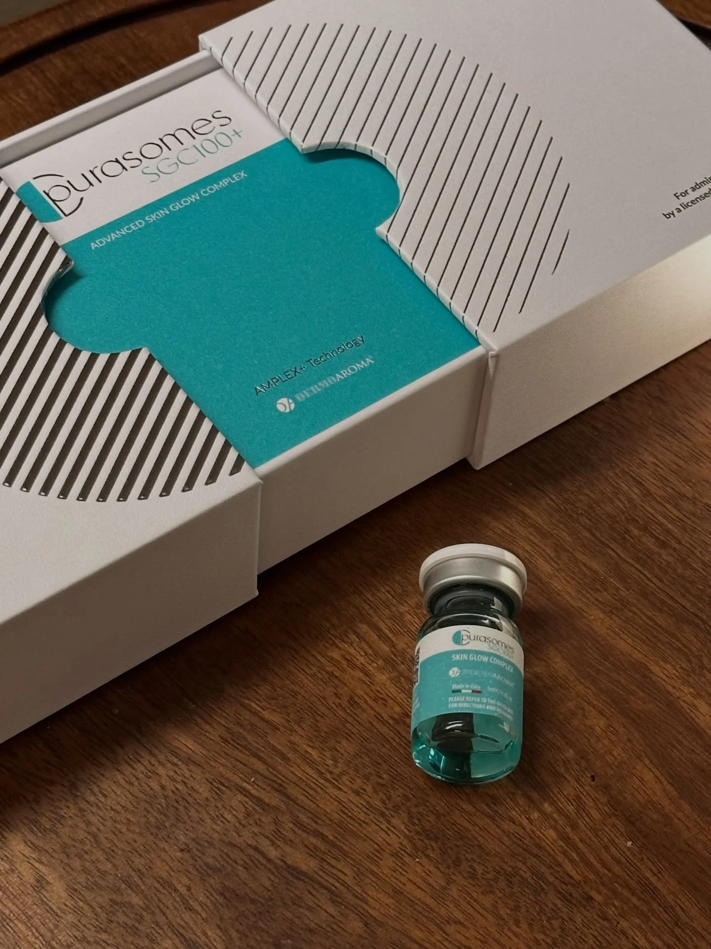 Purasomes are advanced skin support treatments designed to help your skin function, repair, and recover better from the inside out.

It&rsquo;s packed with exosomes, peptides, antioxidants, and hyaluronic acid to help calm, hydrate, and repair the sk