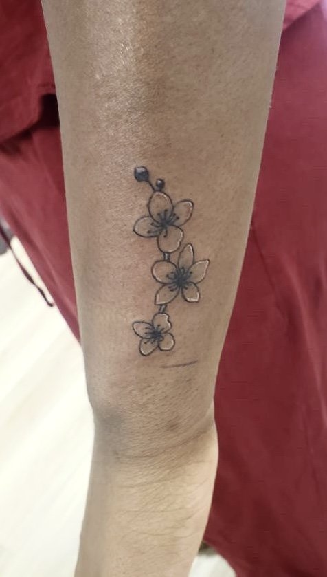 6AA5B42F-FFDA-4570-ABAF-76ADDA326556 2.jpg