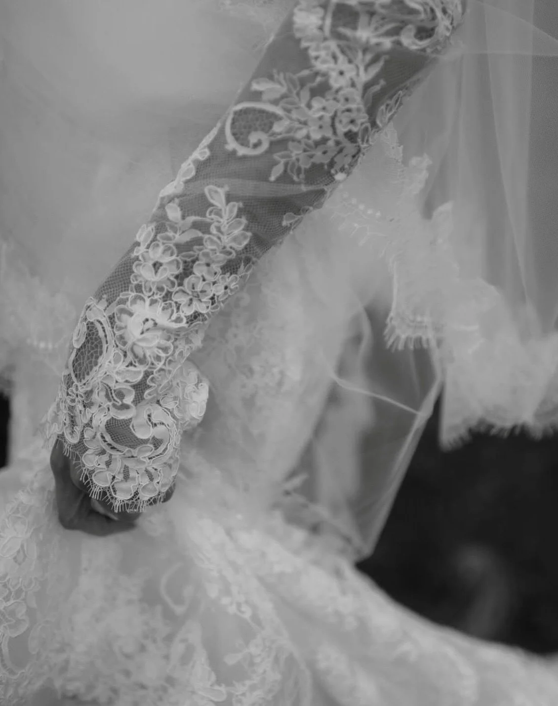 SPHERE BRIDE &mdash; Gorgeous @mcauleyamy in her custom @marquisebridal gown for her romantic Irish ceremony in Doonbeg, Ireland. 

Explore, fit and order our full Marquise collection by booking an appointment via the link in our bio. 

Photography @