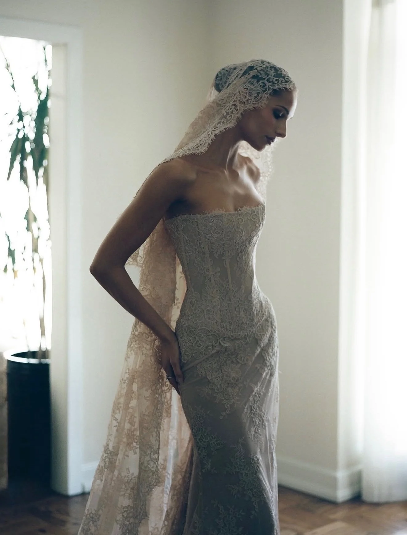 AS SEEN ON &mdash; @piamance in @kyhabride Gibson and the Celeste Veil. Now available to order in custom Nude colourway. 
Explore, fit and order our full Kyha Bride collection at our Brisbane gallery by booking an appointment via the link in our bio.