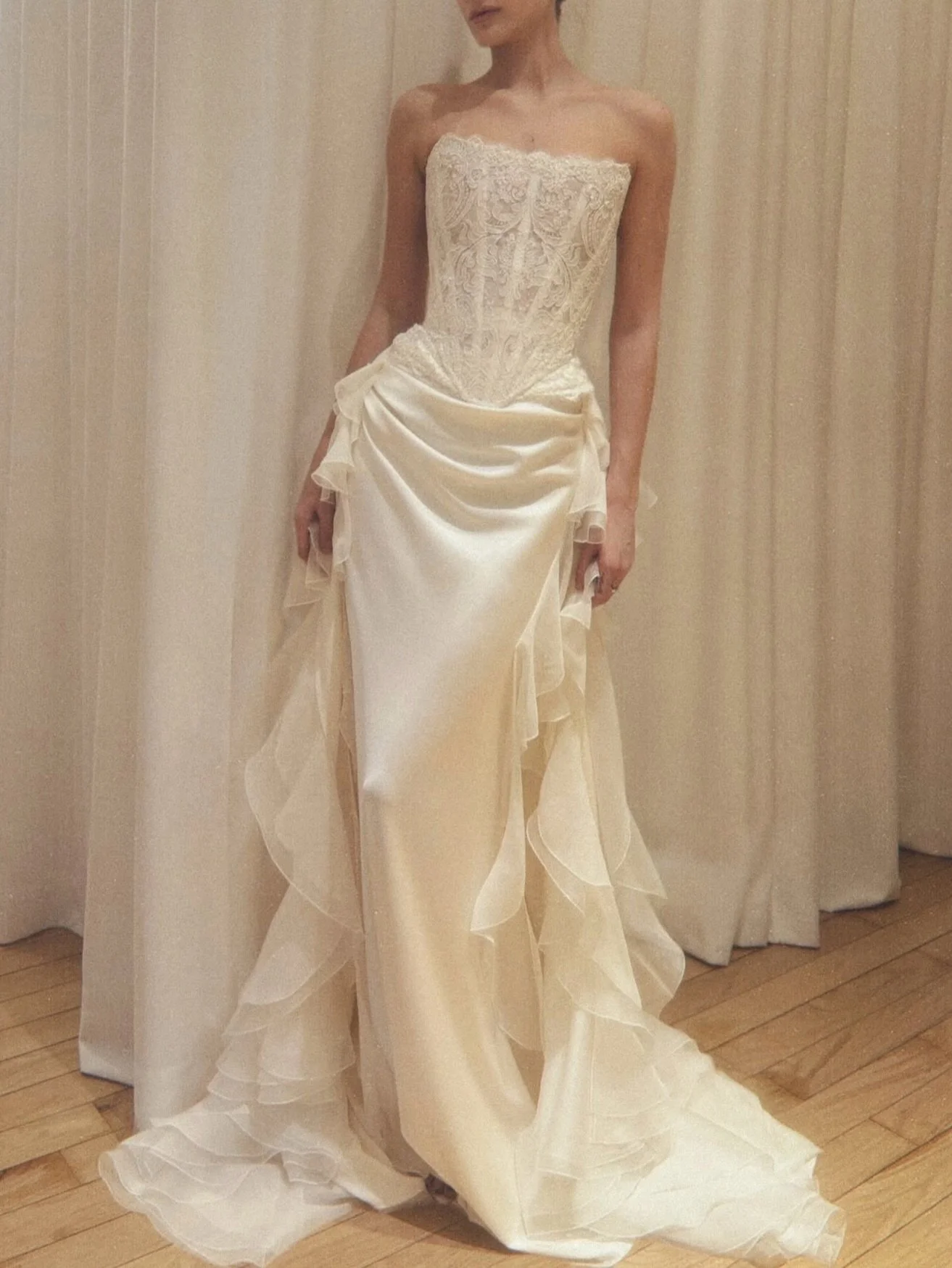 ARRIVING SOON &mdash; NEW @selinemeisler.nyc The Iris Corset. 

Explore Seline Meisler designs at our appointment only Sydney Pop Up event March 26th - 28th, alongside a carefully curated edit of @noyeliyahu.bridal @katherinetash @sophieetvoilabridal