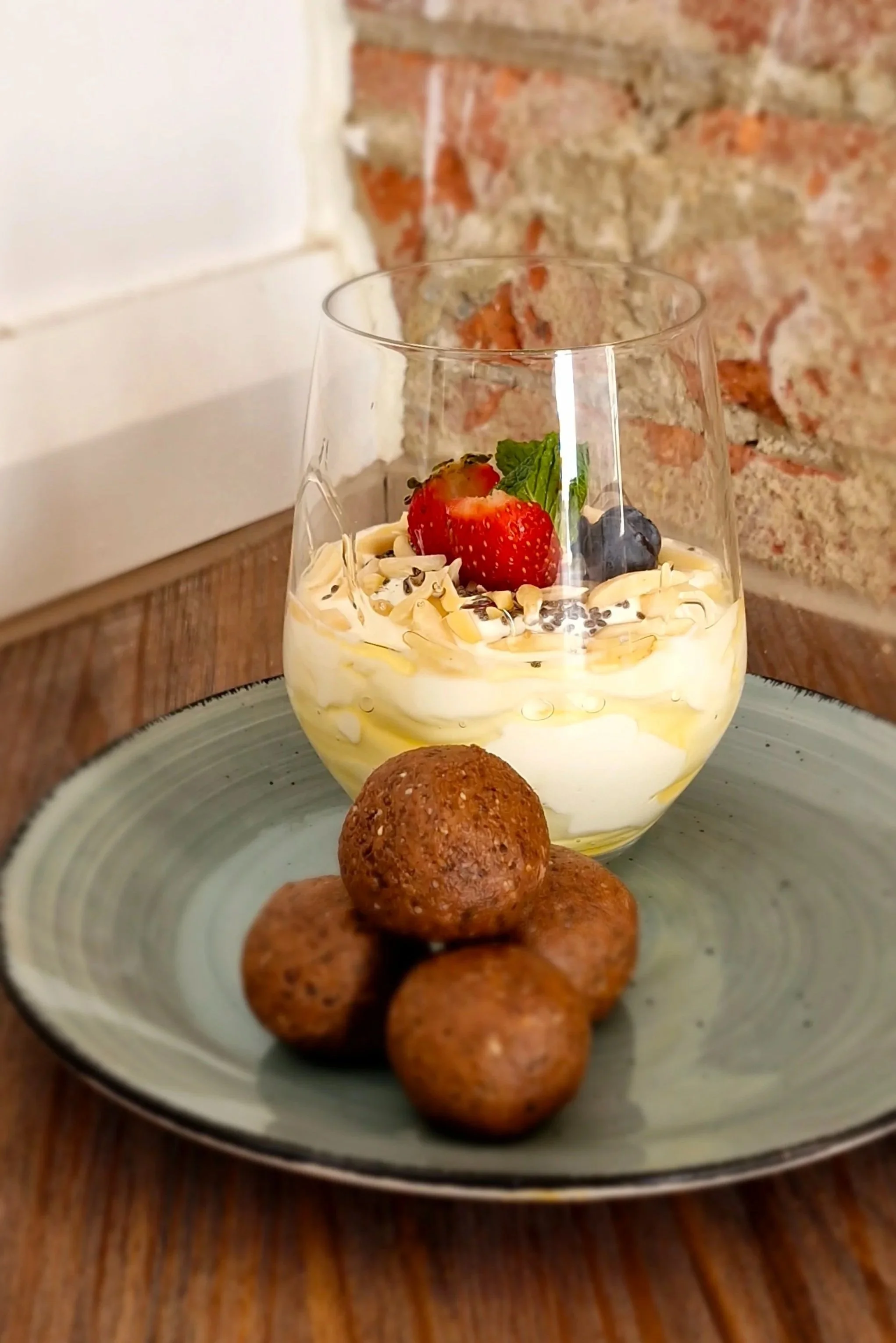 How to Snack Smart for Dental and Muscle Recovery: 5 Delicious Recipes to Fuel Your Performance