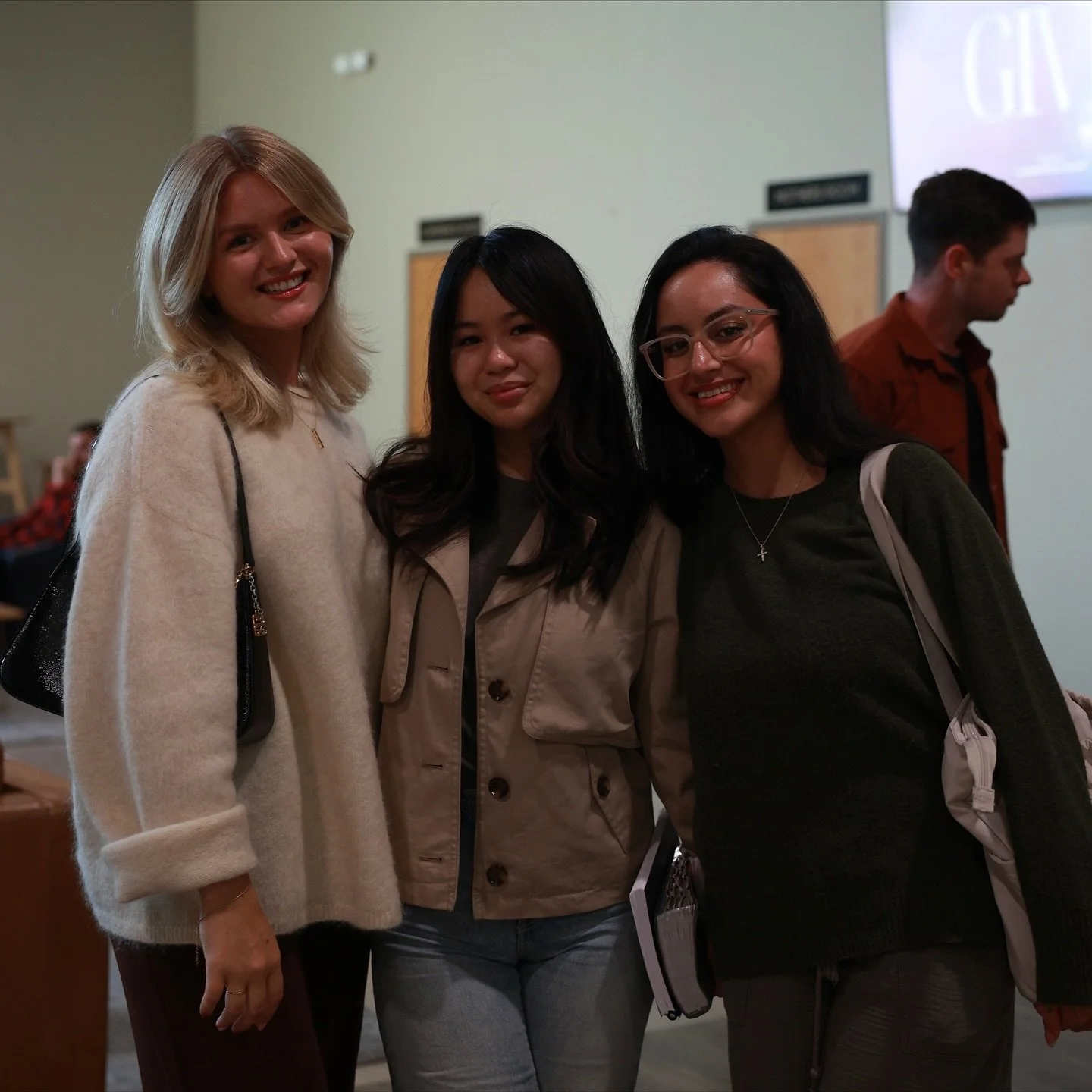 Happy Sunday! 

Join us for service today as we worship together, hear a powerful word from God and celebrate those who are publicly declaring their faith through baptism 🙌🏼