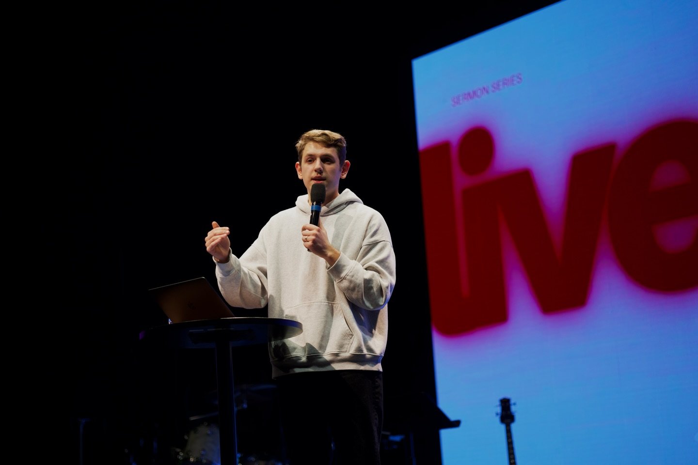 Join us tonight for an amazing service and great fellowship! 7:00pm!!