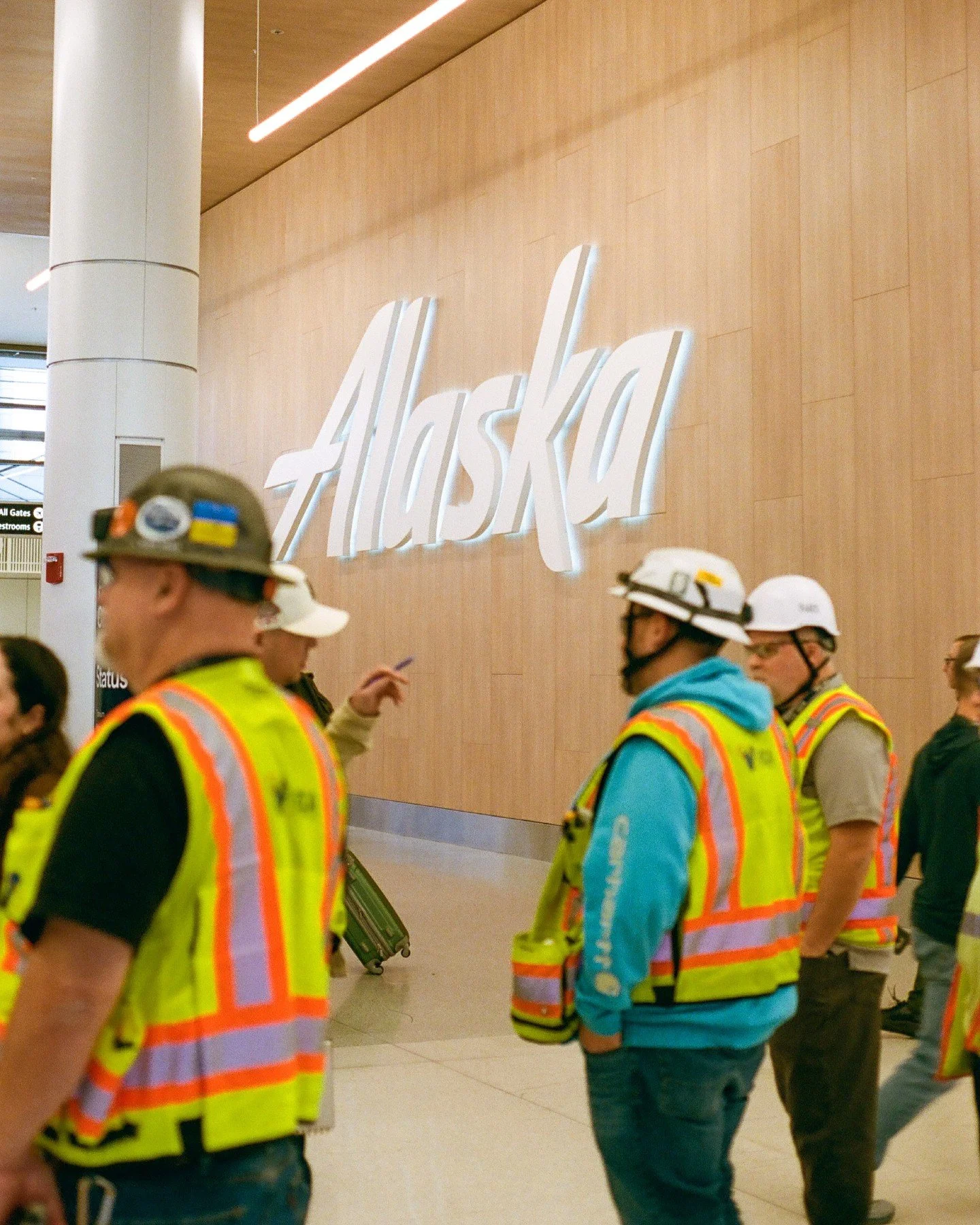 In lighting design, vision is only half the battle. The other half? Precision, safety, and expertise. We are nothing without our electrical contractors, and we don't say that lightly. They are the hands that bring our light to life. 

@vecaelectric i