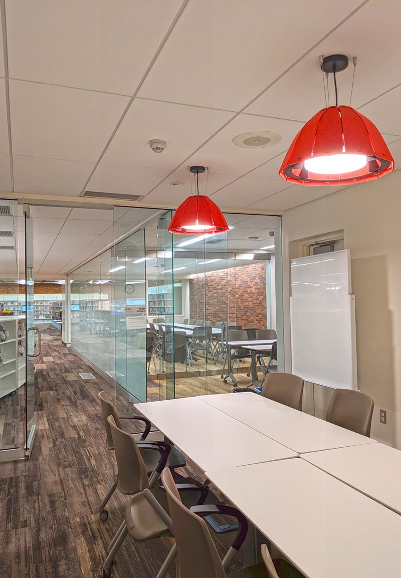 LCL_5_ConferenceRoom.jpg