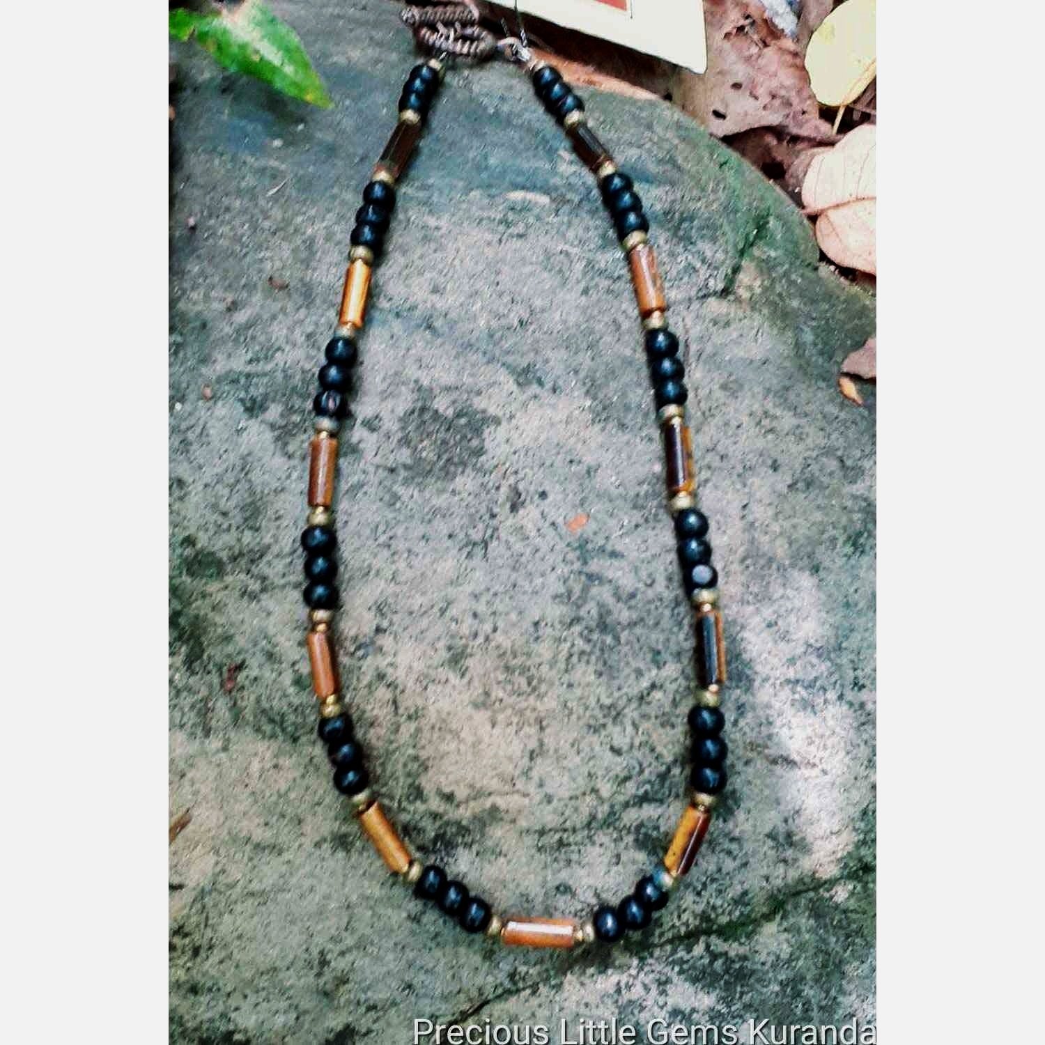Lioness's Necklace Tiger's Eye and Wood