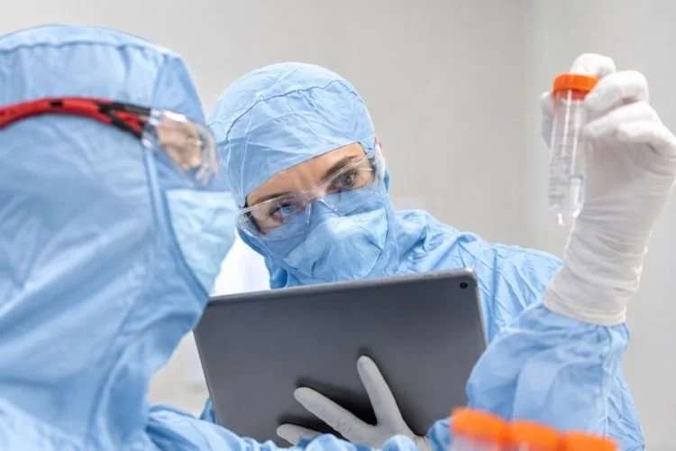 How Irish Pharma Manufacturers Can Decarbonise Without Compromising Supply