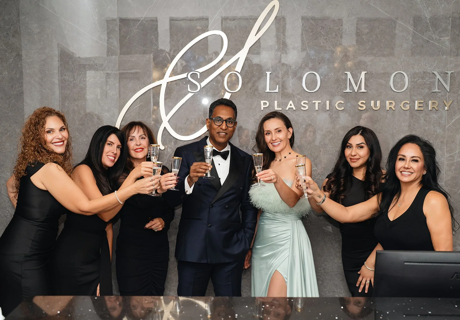 DFW Corporate Holiday Event Photography - Solomon Plastic Surgery Celebration