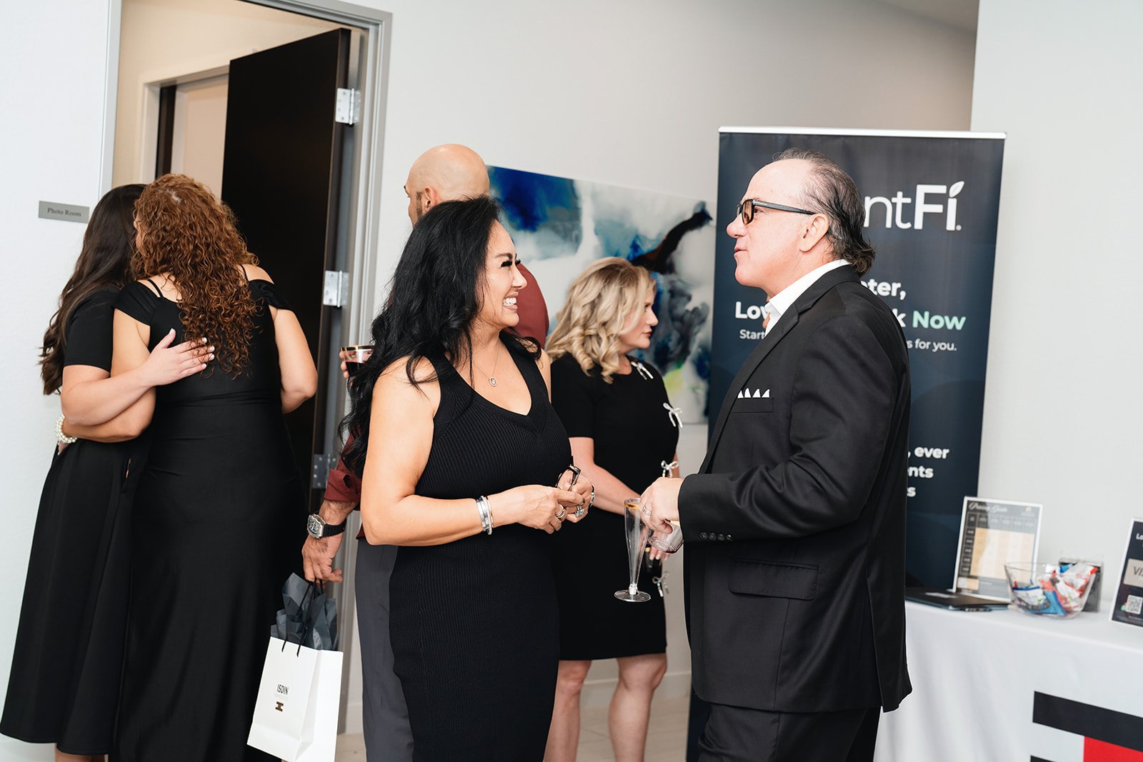 corporate-holiday-event-photography-dfw-le-foto-co-solomon-plastic-surgery-24.jpg