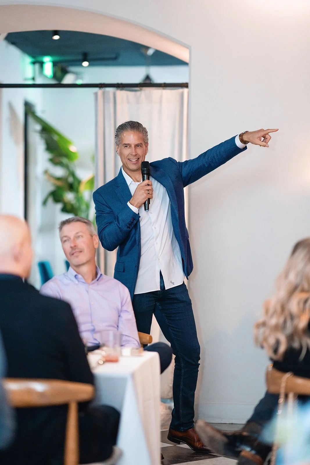 corporate-holiday-event-photography-dfw-le-foto-co-satori-gratitude-05.jpg