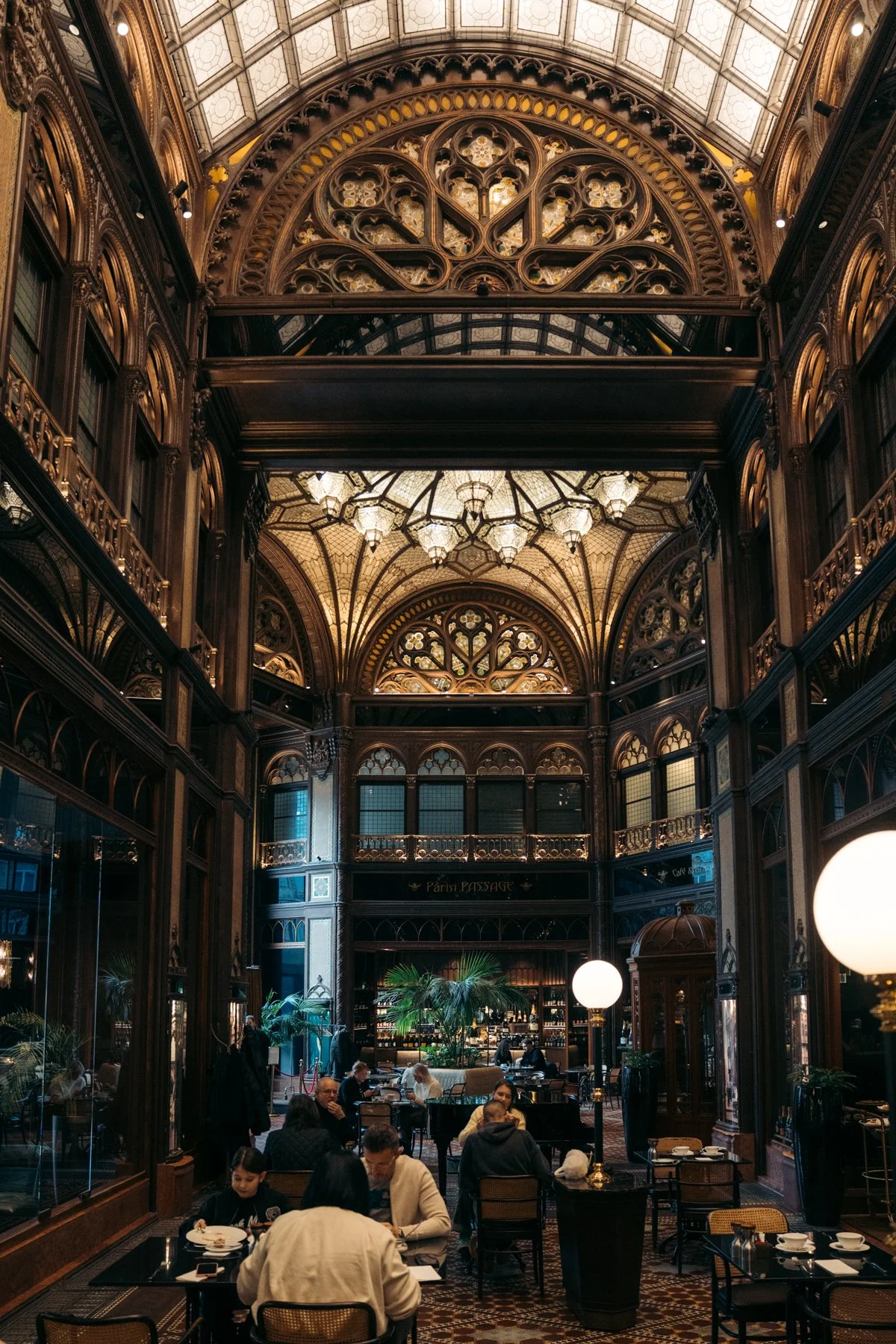 parisi-passage-budapest.jpg