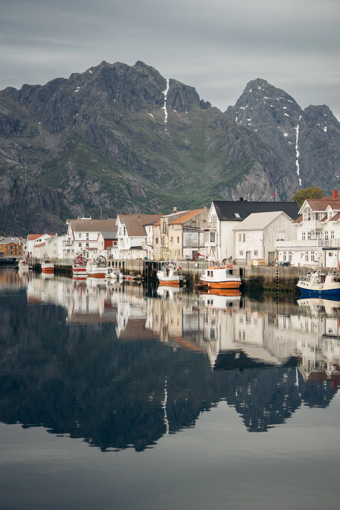 Henningssvær-photos.jpg