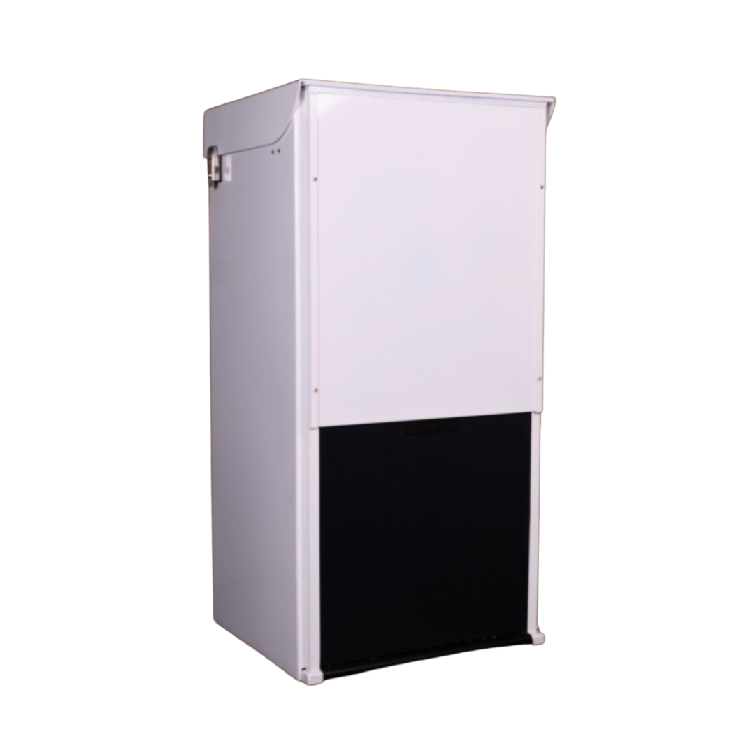 Product Image Feeder - Back Closed.png