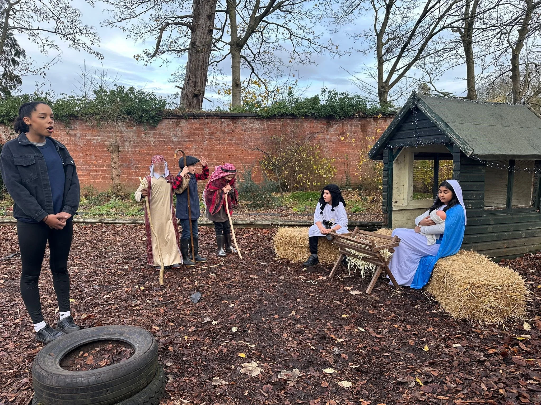 WhatsApp Image 2025-12-08 at 16.53.14_049bbb4bb.jpg