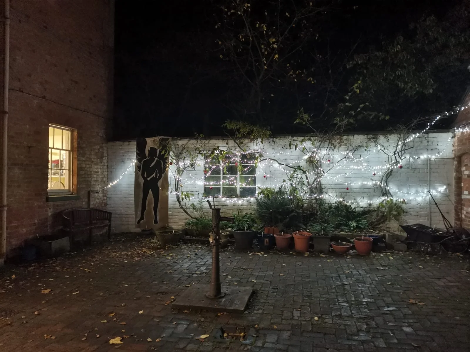 WhatsApp Image 2025-12-08 at 19.05.29_5b87e492.jpg