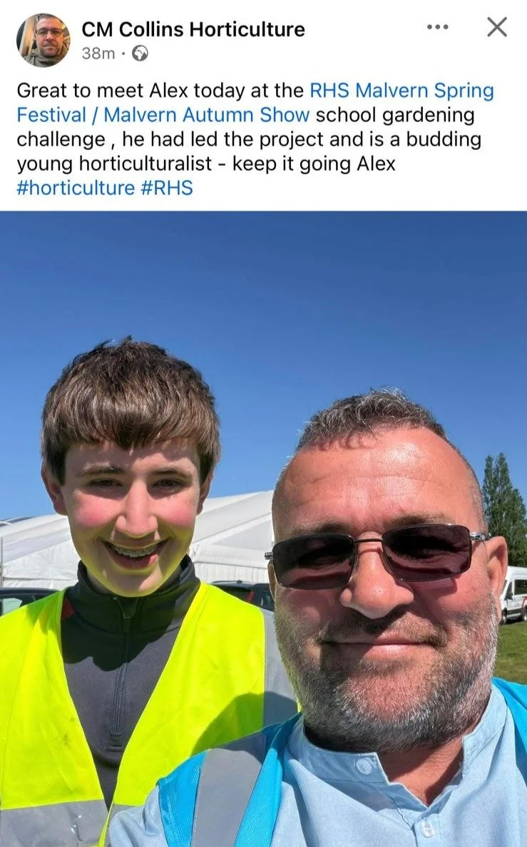 Alex and a famous face edited.JPG