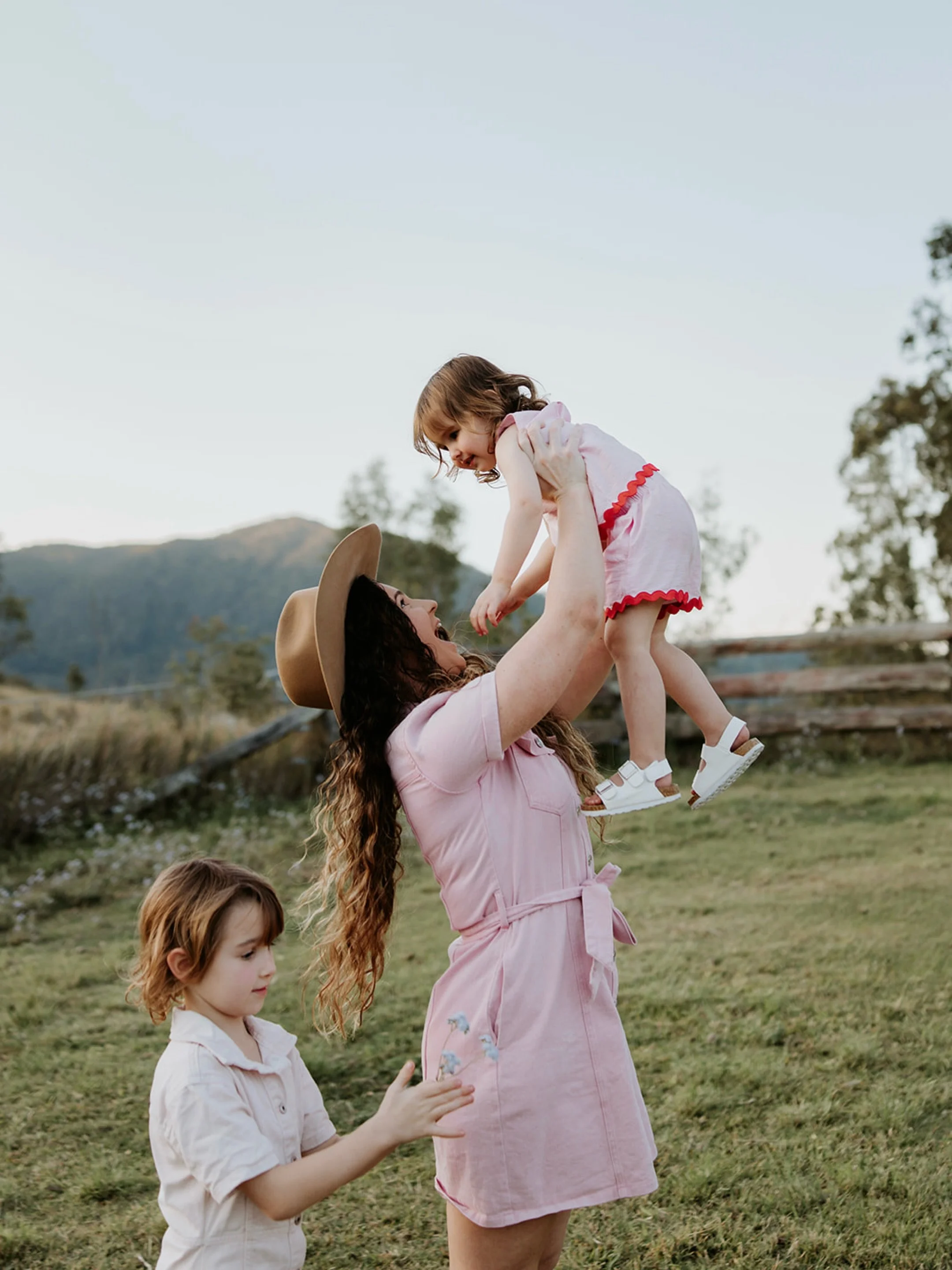 Your family photos your way! I&rsquo;m not just about the field. I&rsquo;m not just about the home. I&rsquo;m not just about the beach. 

I&rsquo;m about the place that&rsquo;s going to allow you to have a memorable connected experience with your fam