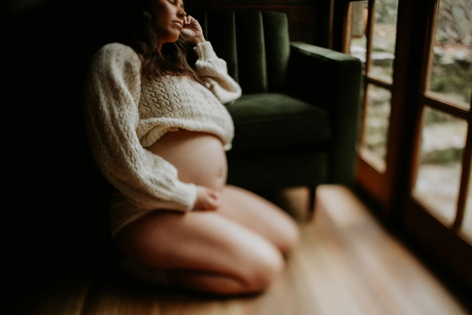 Samford Maternity Photographer Elm Haus.jpg