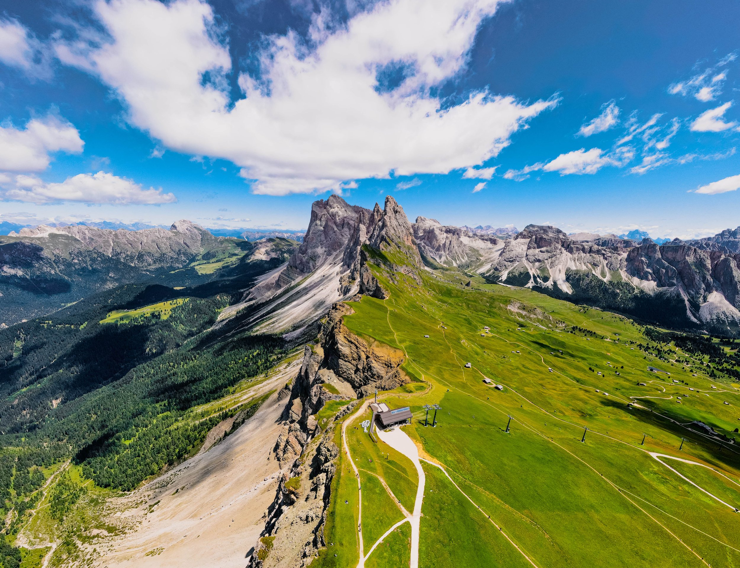 DJI_0688-min.jpg