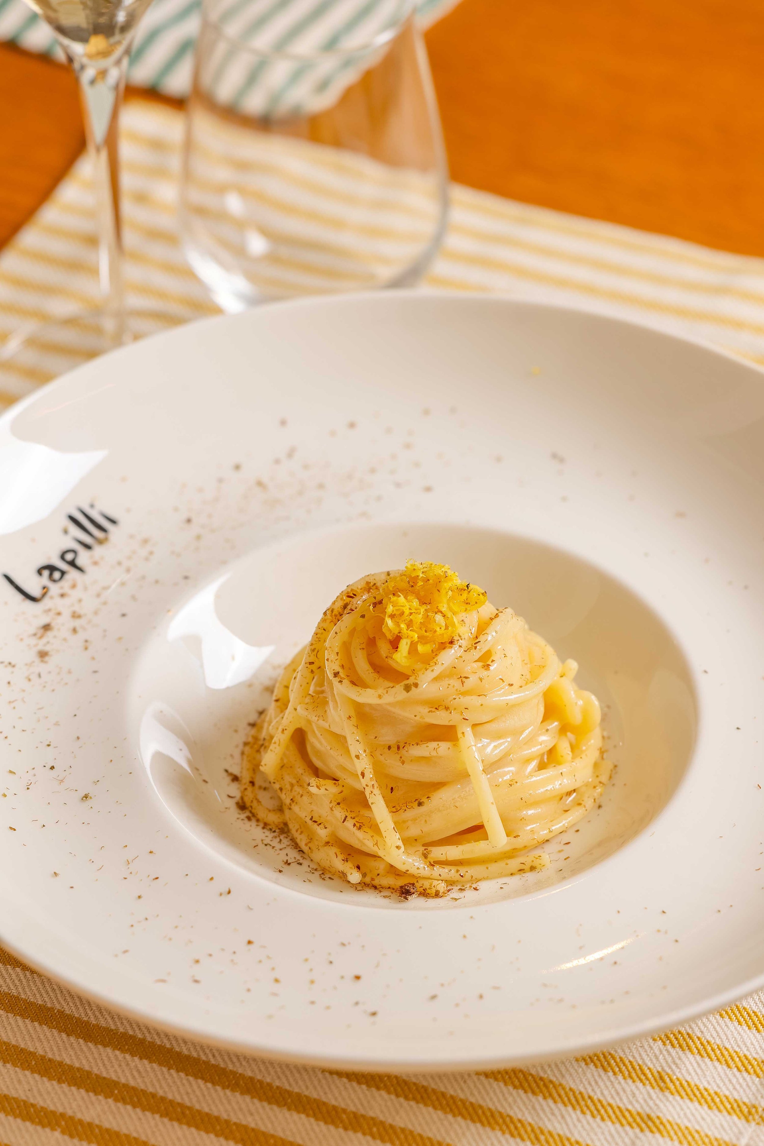 spaghetti-al-limone-osteria-lapilli-colli-euganei.jpg