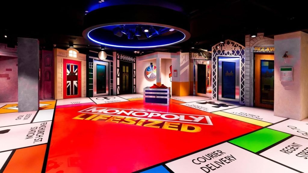 Monopoly Lifesize