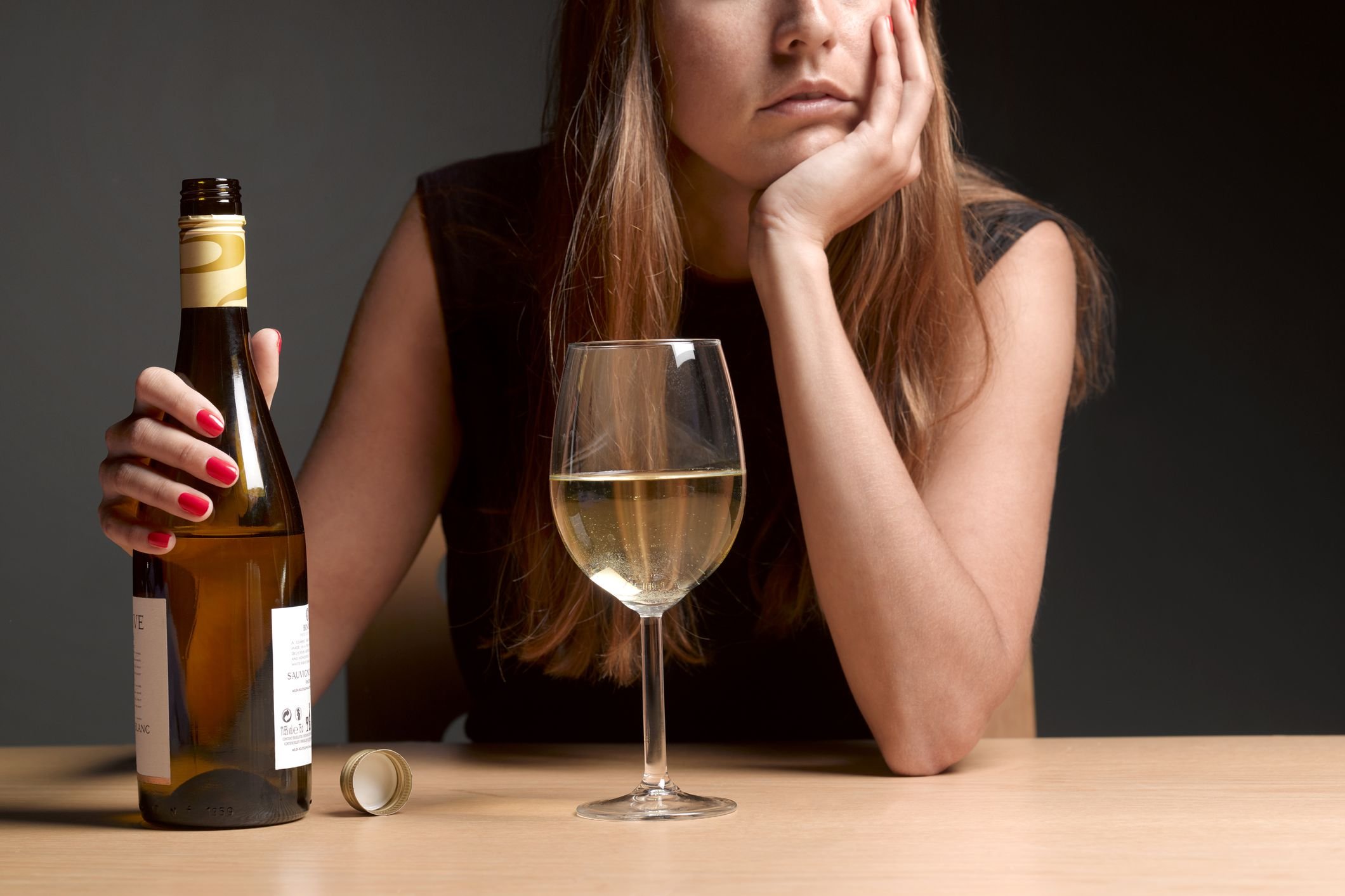 How does alcohol affect the MB?