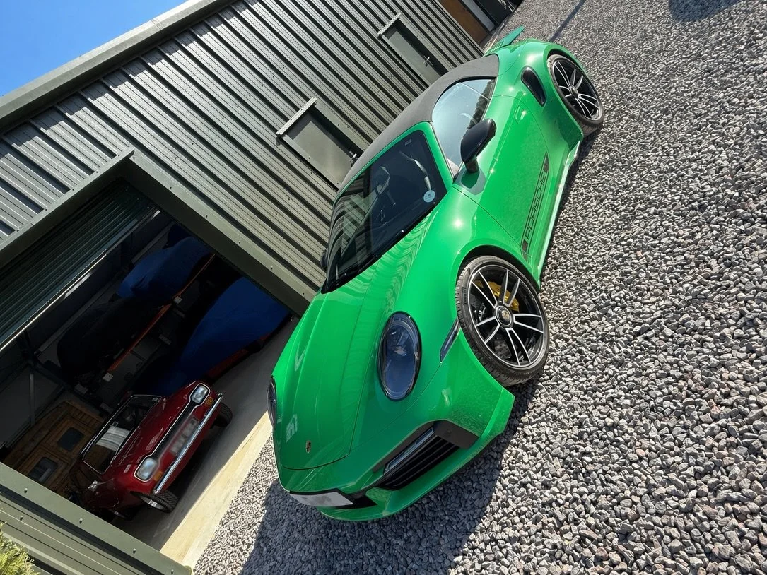 Stunning Porsche Turbo S Cab arrives for storage. These tick every box. #porsche #turbos #porsche911 #storage