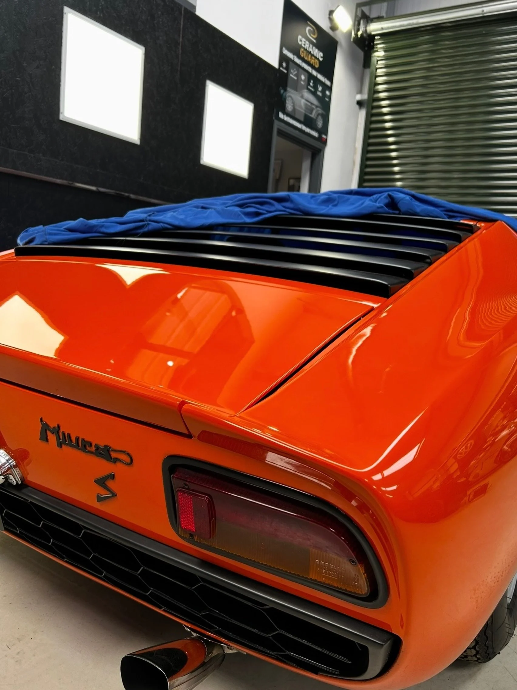 A true icon, and the worlds first supercar in the detailing bay. #miura #lamborghini #detailing #supercar #dreamcar