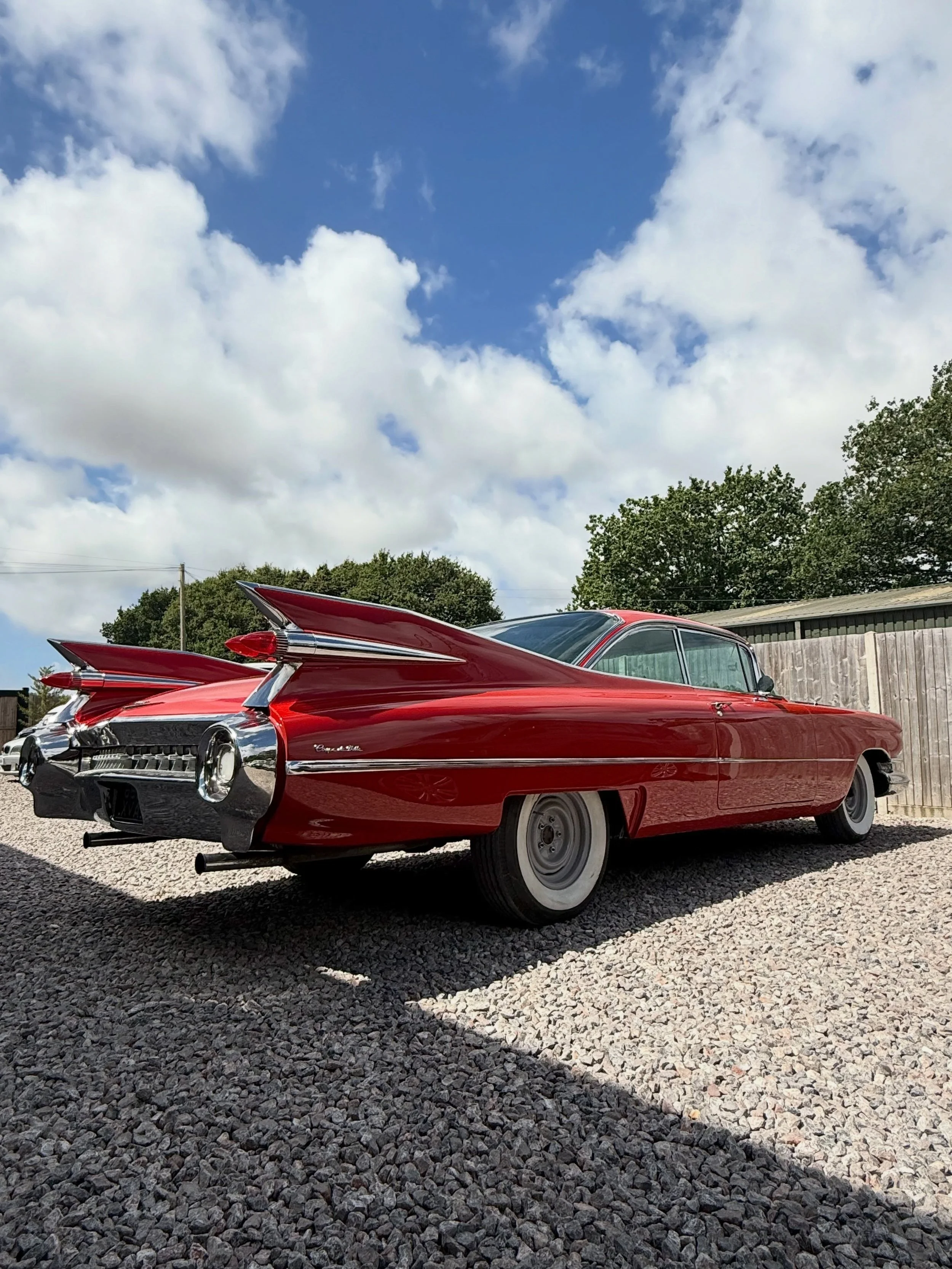 First stage of polishing on the 1959 Cadillac Coupe de Ville is complete. Using @cartecuk diamond cut 3000 with a hybrid wool pad has worked perfectly. Around 35 hours have been spent so far and we still have two stages left before we can apply the @