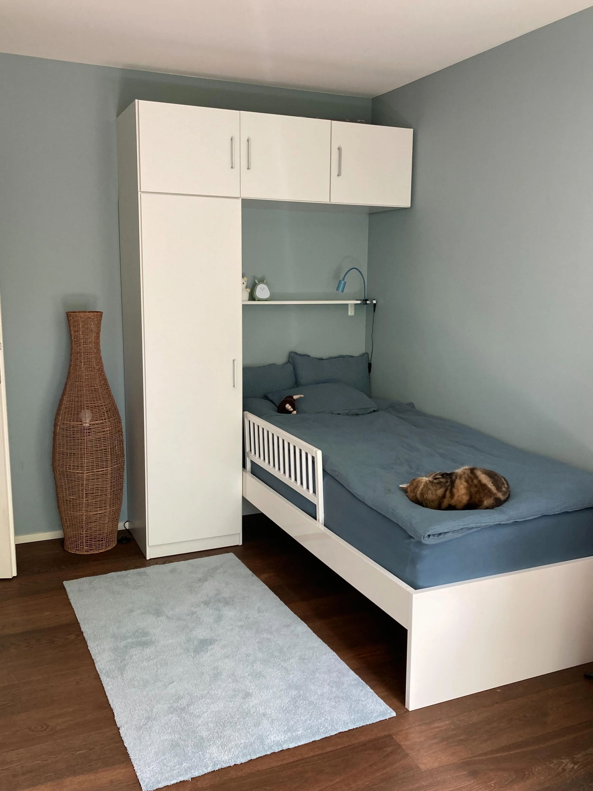 〰️ was f&uuml;r eine sch&ouml;ne Transformation🪄 f&uuml;r dieses Kinderzimmer 🐻 〰️ Farbe &amp; Einrichtungsberatung all in one mit @lylo.malerinterior