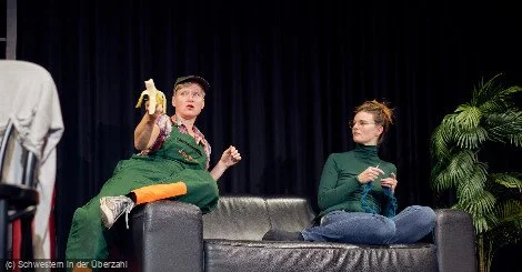 Schwestern in der Überzahl : Die Nacht, die hat uns heimgesucht - Impro meets Poetry