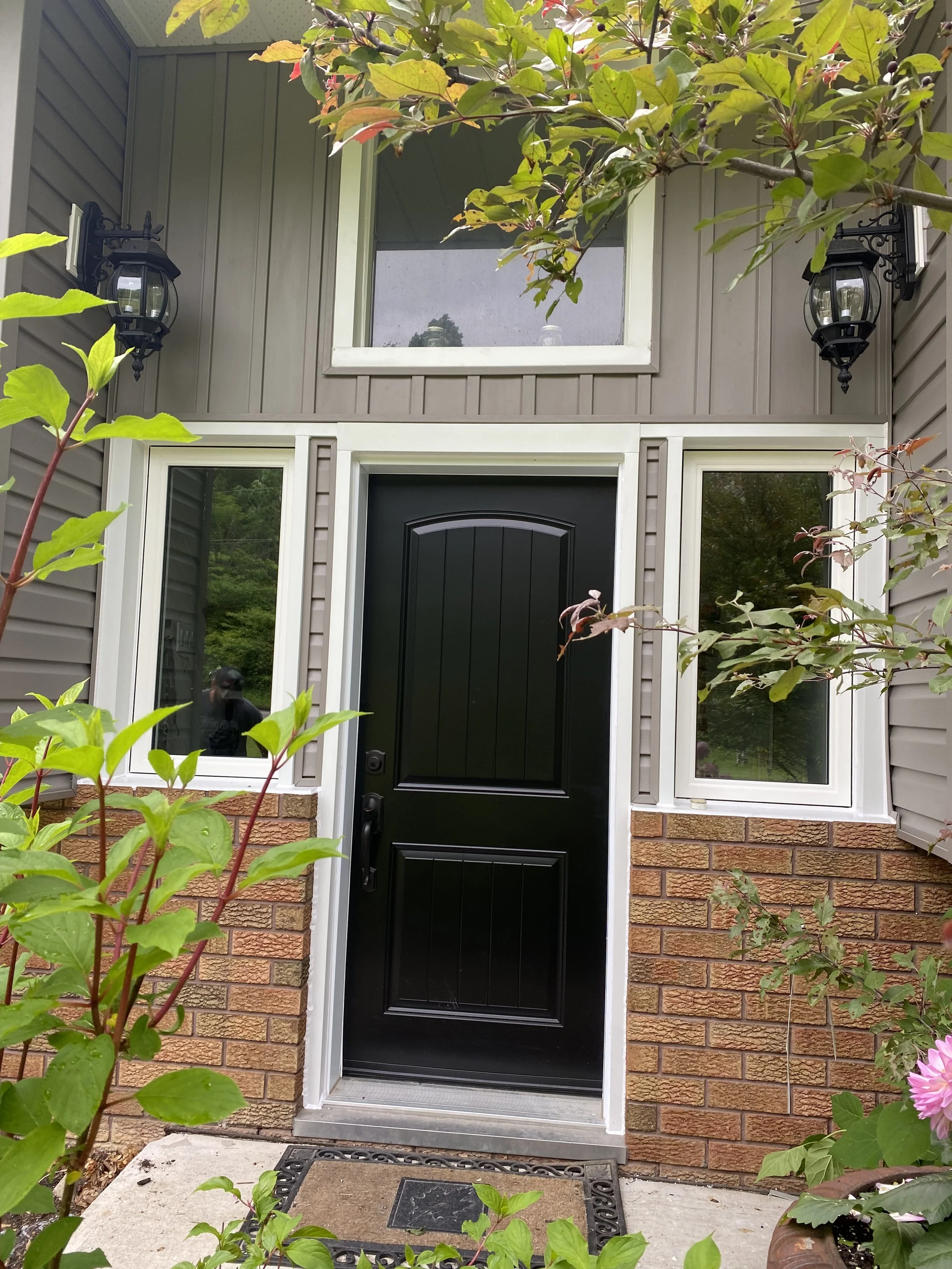 Door 1.jpg