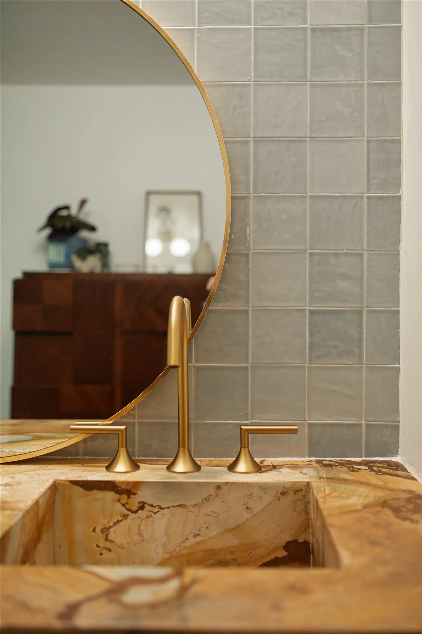 Canon EOS 5D Mark IV 6880x4544_000008161.jpg