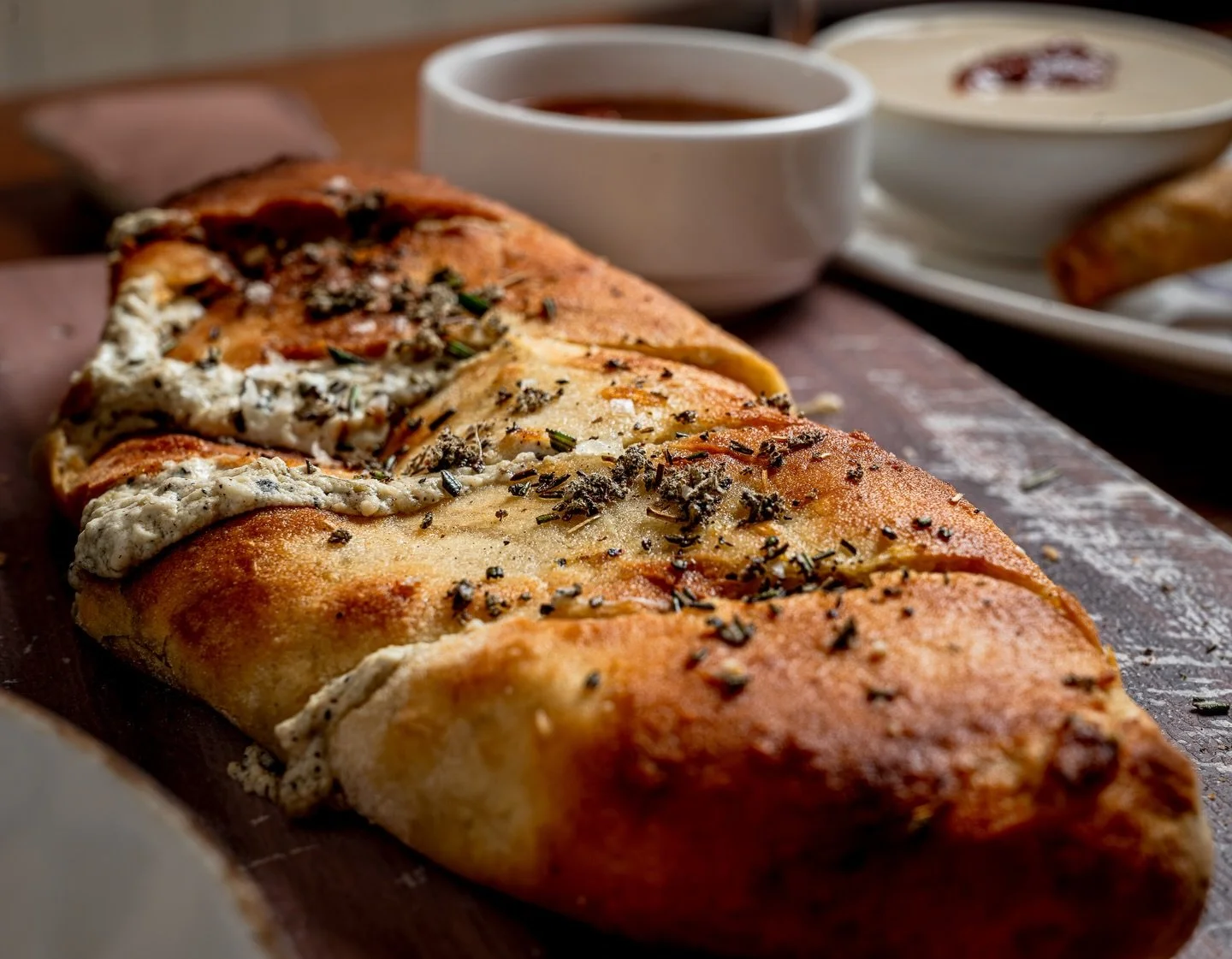 Sambusak 

Signature Frena bread stuffed with spicy feta and topped with olive oil and za&rsquo;atar

#frena #eatnyc #hellskitchennyc