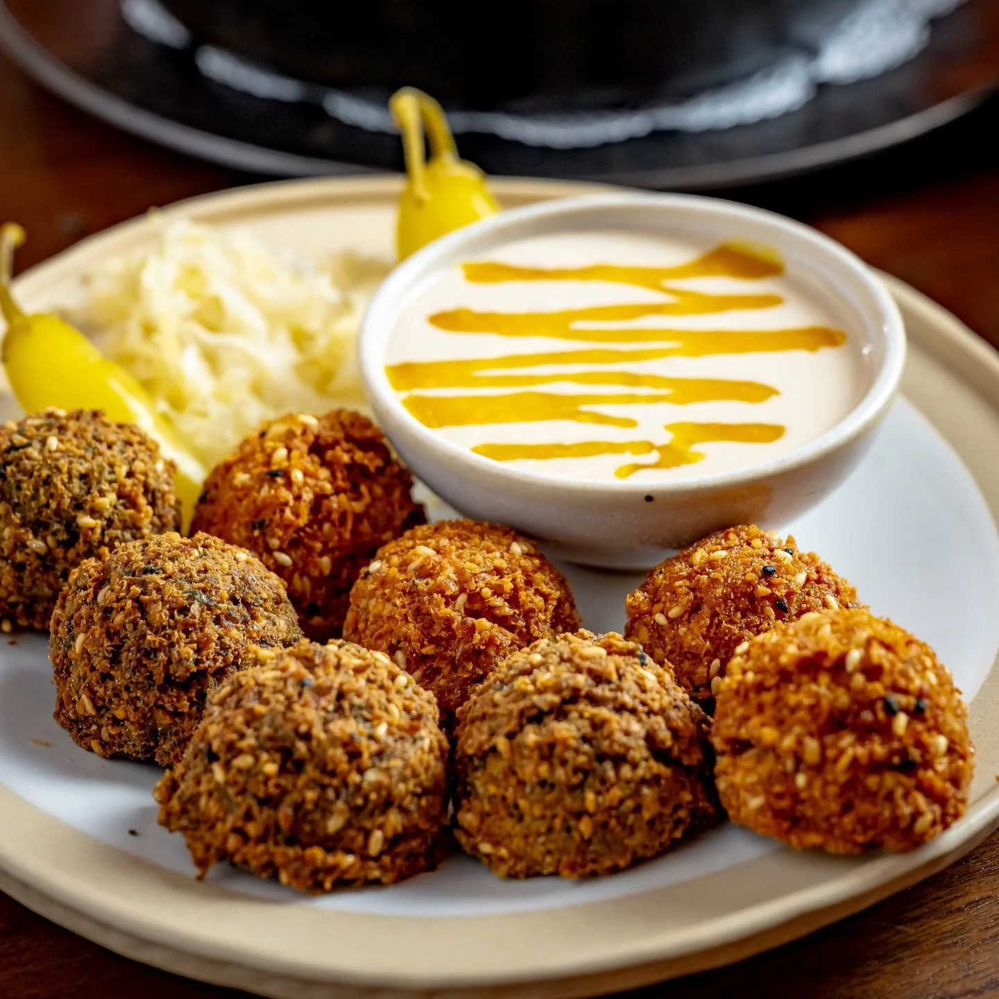 DUO OF FALAFEL

Green herbs and sweet potato falafel, tahini, mango chutney

#falafel #eatnyc #newyorkeats #midtownmanhattan