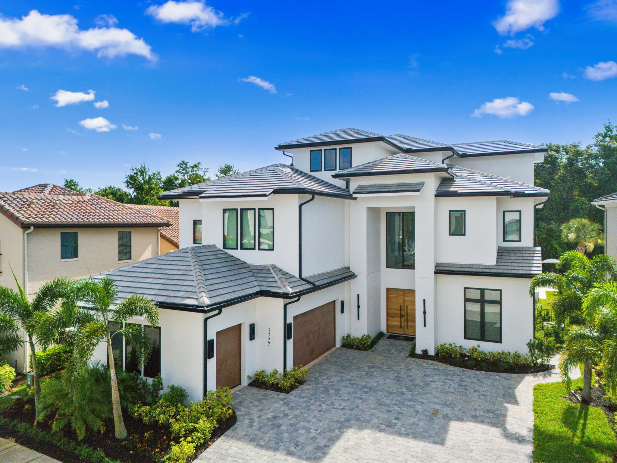 Elevate Your Listings with Confidence: 5 Reasons Why Our Real Estate Photography Experts are the Right Choice