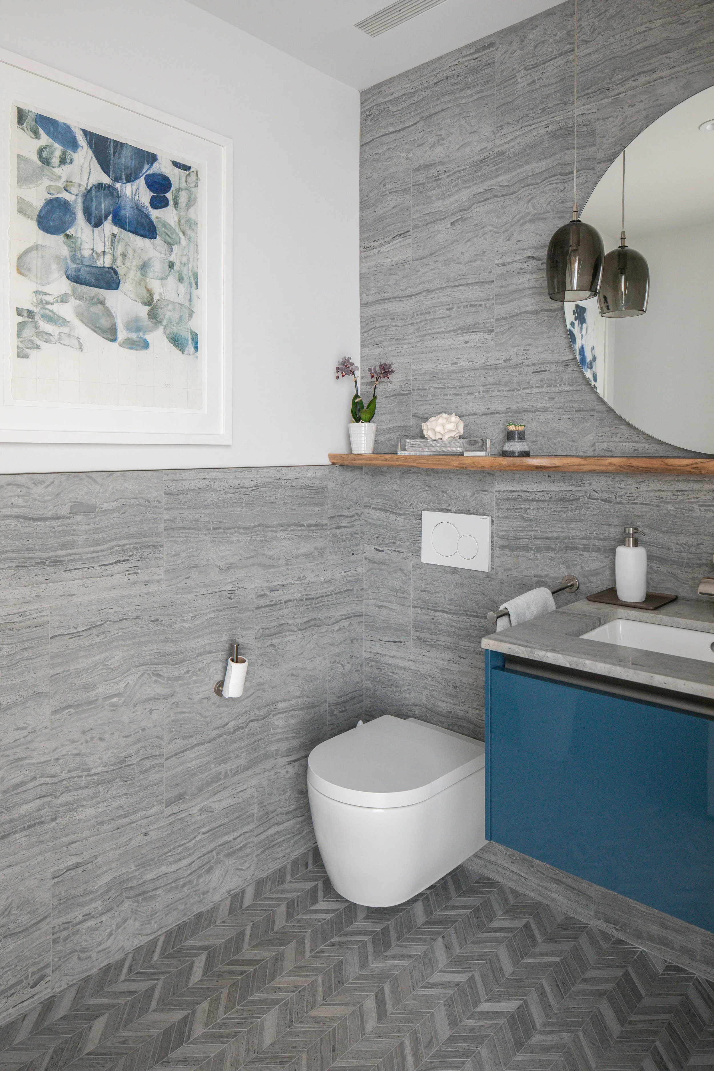 powder room.jpg