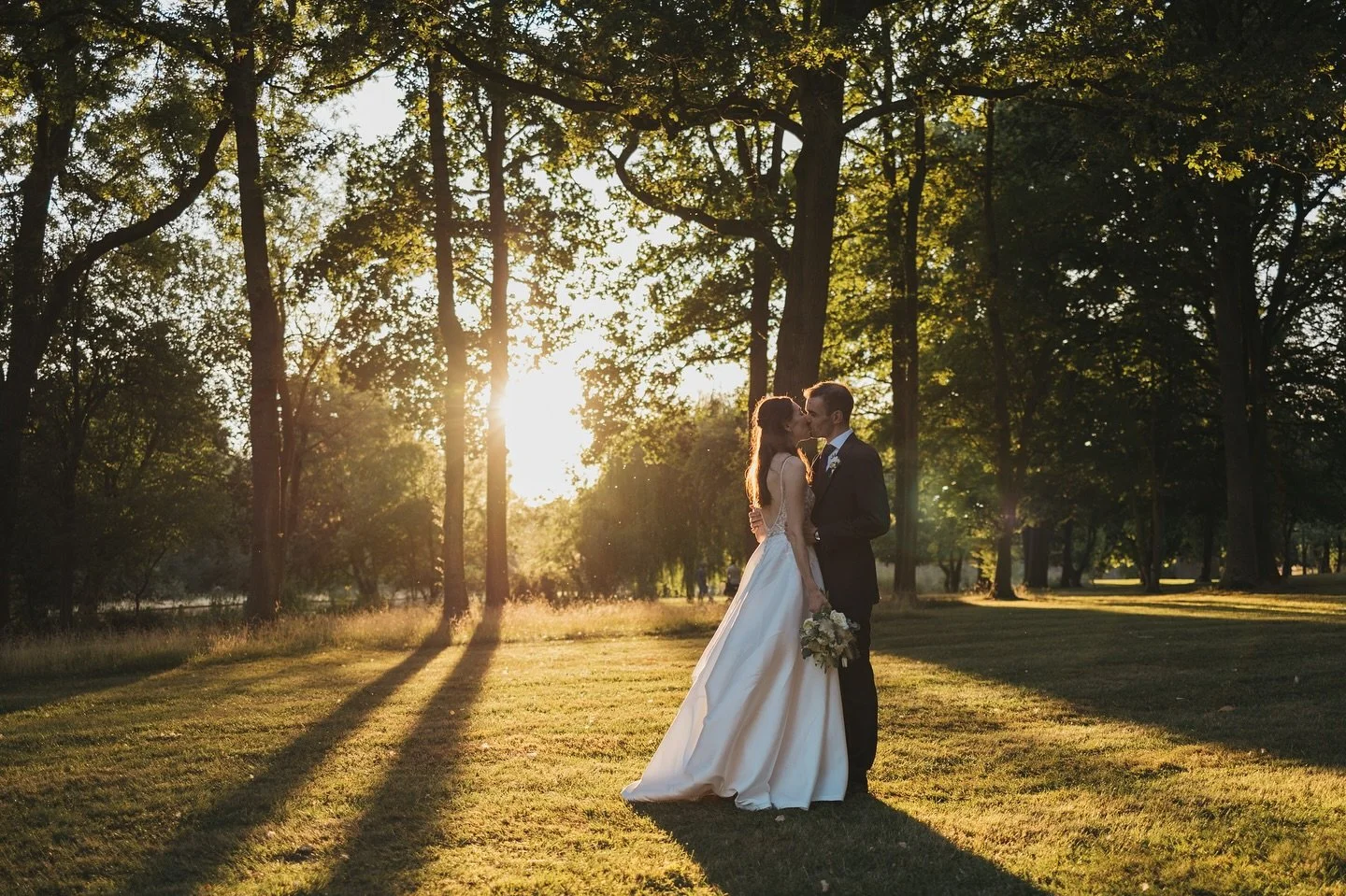Hannah &amp; Josh 🤍

A beautiful day for these guys with their lovely ceremony at their local church and then onto the fabulous @mulberryhousehotel for the rest of the day! ☺️ 

It was a beautiful day full of love and we even managed to catch an ama