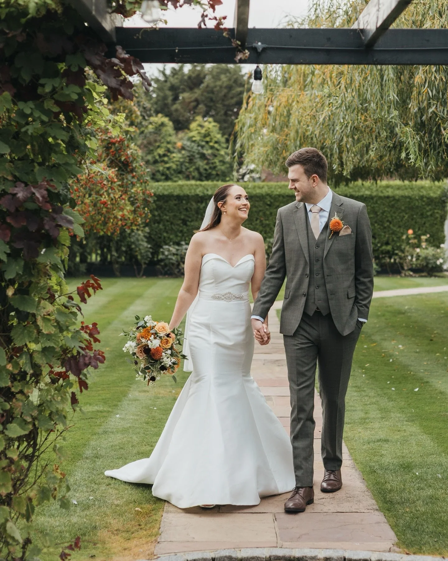 Gina & Tom 🤍
These guys know how to have a good time, what a party! 💃
Swipe to the end to see the best Dirty Dancing lift! 🤣
Venue - @high_house_weddings 
Photographer - @fizzyphotographyweddings 
Florist - @beautifulbloomsflorist 
Makeup -