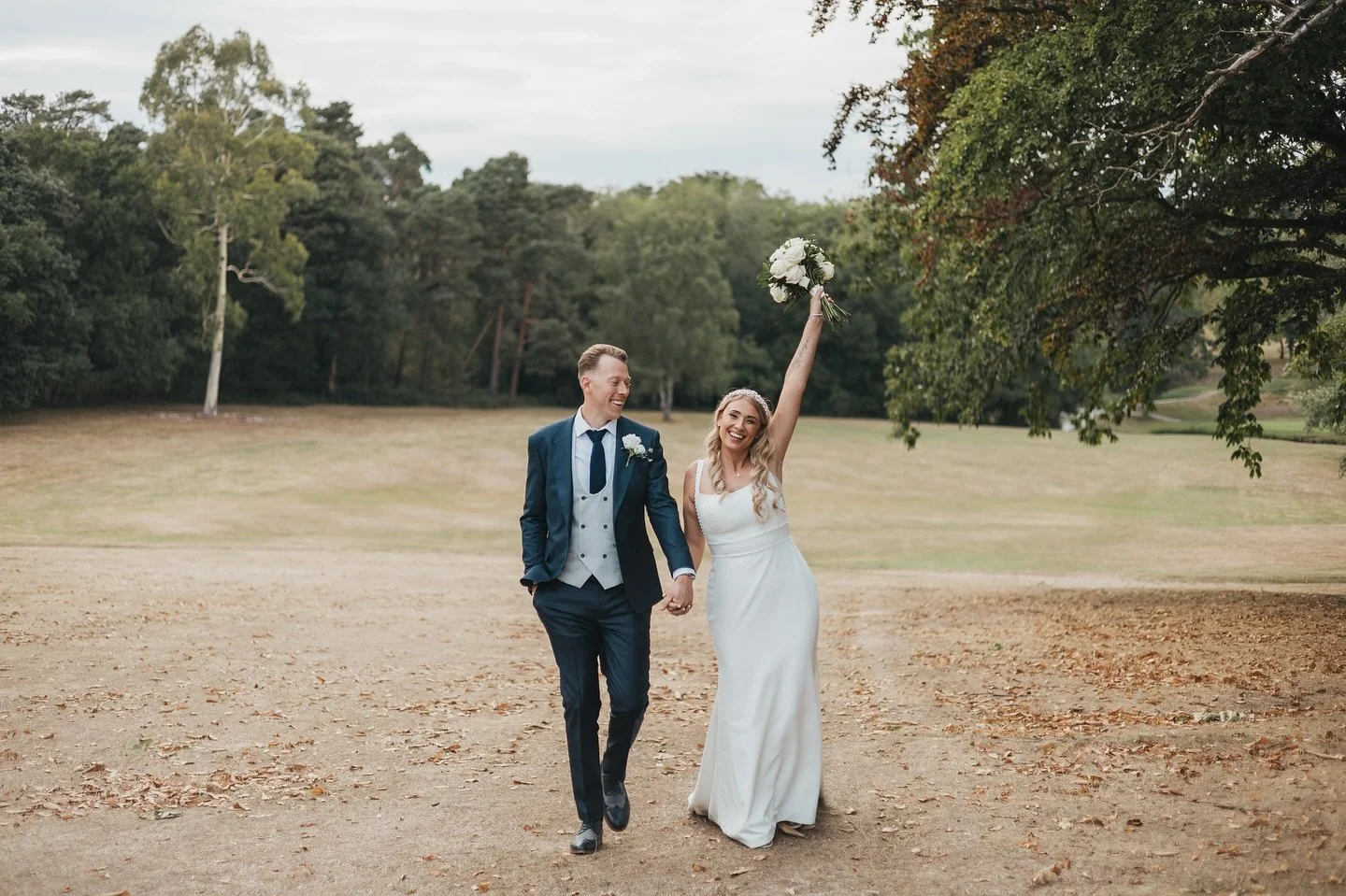 Abbie &amp; Harry certainly gave me plenty of smiles and laughter to work with 📸☺️

Venue - @thewarrenestate 
Photographer- @fizzyphotographyweddings 
Videographer - @samwilkinsonvideo 
Make up - @makeupbyfayeneill 
Florist - @prestige_petals_essex 