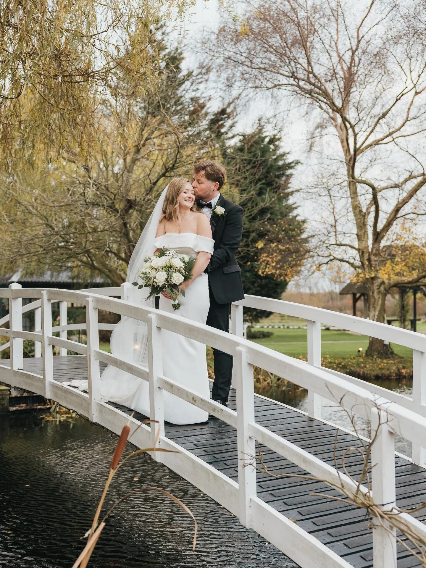 The perfect winter wedding for Amy &amp; Ben at the amazing @high_house_weddings 🤍🎄

Venue: @high_house_weddings 
Photographer: @fizzyphotographyweddings
Hair: @bridalbeautybymegan_ 
Videographer: @samwilkinsonvideo 
Make up: @makeupbystephaniep 
L
