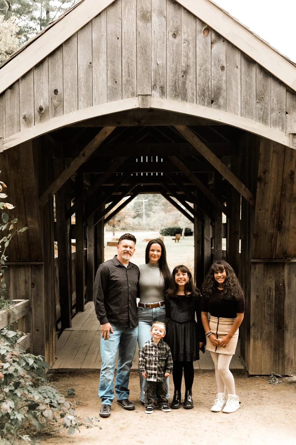 OnessimoFamily2026Fall045.jpg